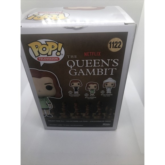 Funko POP! Television -Queen's Gambit Vinyl Figure - BETH HARMON with Rook #1122 - Picture 5 of 8